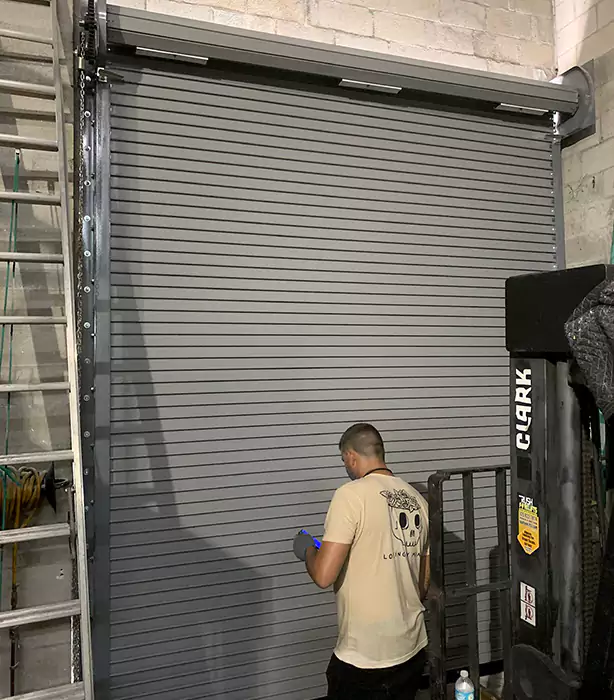 commercial garage door installation Leisure City