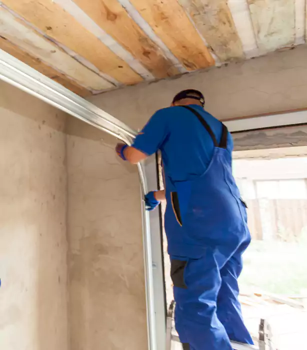 Garage Door Rail Replacement Leisure City