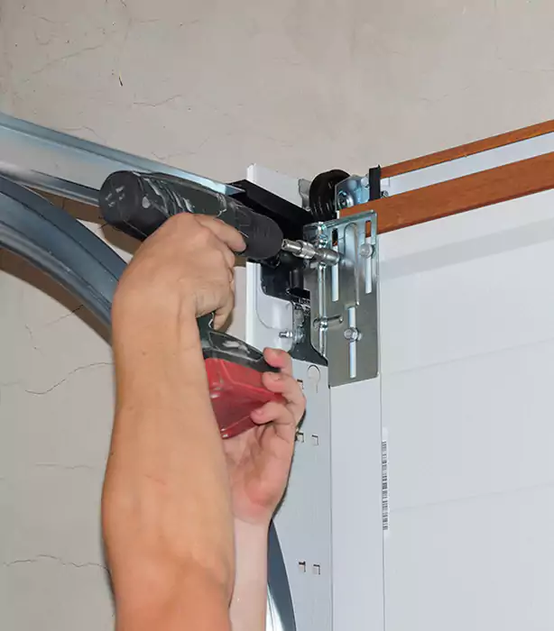 Garage Door Roller Repair Leisure City