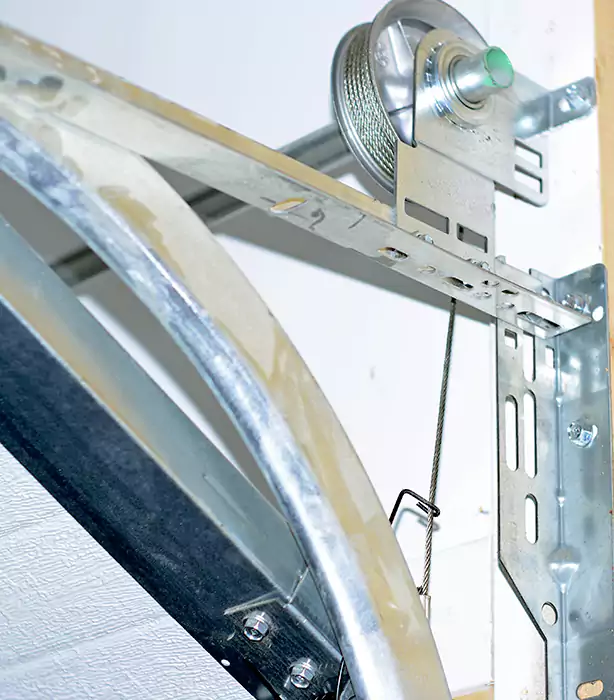 Roll Up Garage Door Cable Repair Leisure City