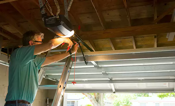 Garage Door Opener Repair in Leisure City, FL