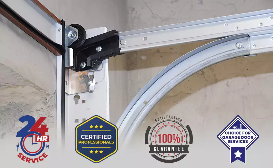 Roller Door Lock Barrel Replacement in Leisure City, FL